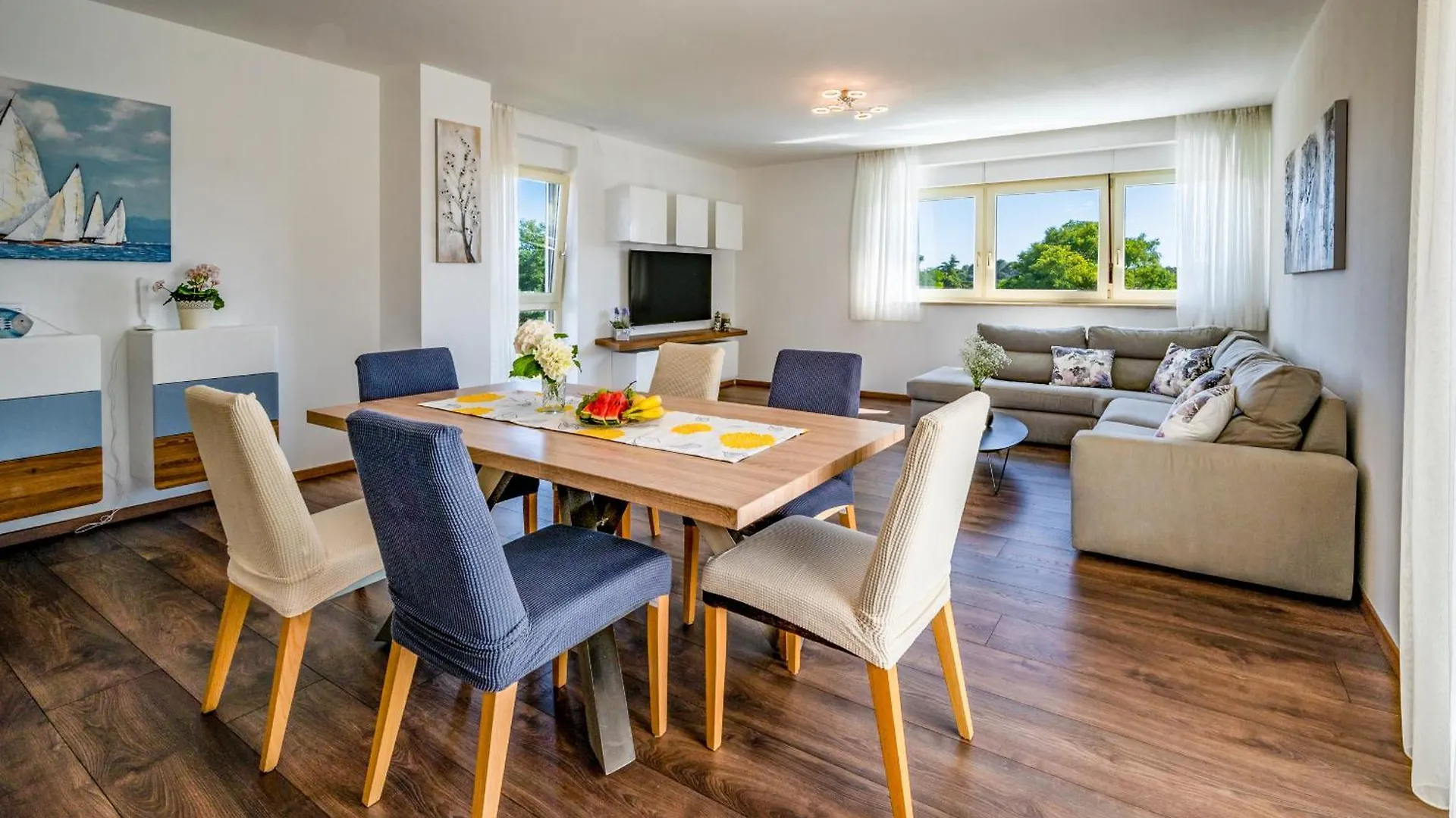 Villa Luen Near Pula With Large Garden And Private Pool For Families Хорватия
